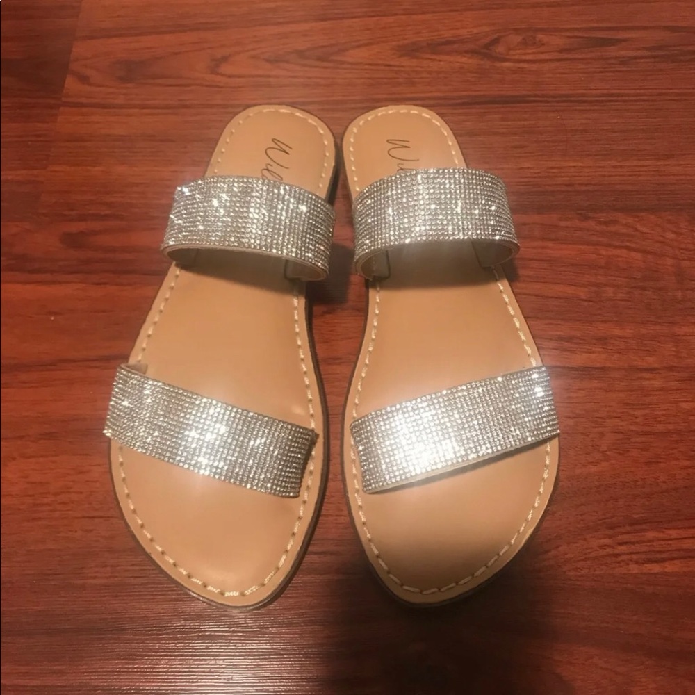 Woman sandals